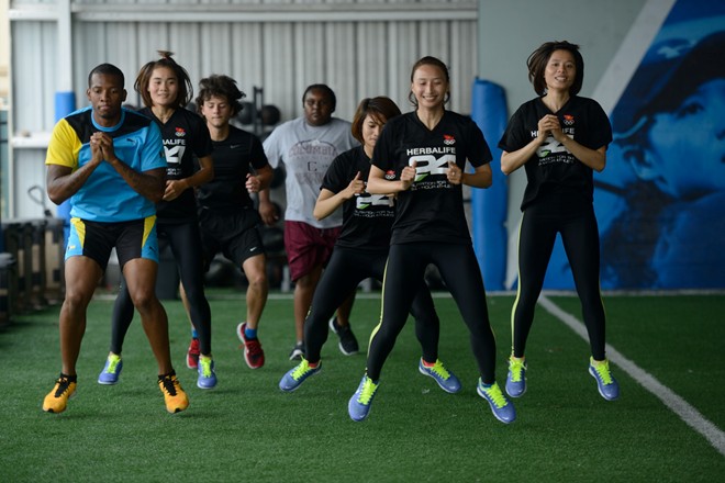 Nâng cao thể trạng cơ thể cùng rebuild strength herbalife 24